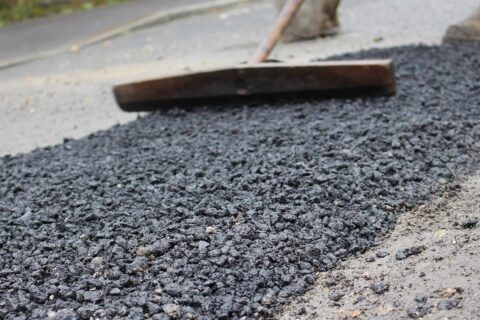 Local Pothole Repair Company in Basingstoke RG21